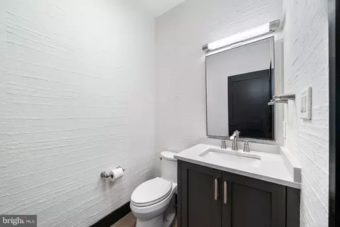 427 E Lancaster Ave #2302, Wayne, PA 19087 photo 27