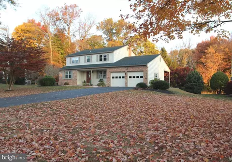 33 Walters Rd, Glen Mills, PA 19342