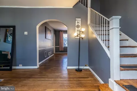 Entry Way - 45 Cedar St, Marcus Hook, PA 19061 photo 3 of 7