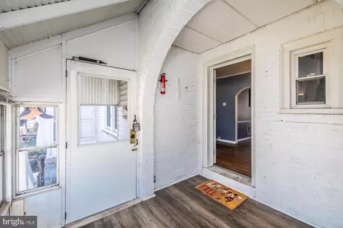 Entry Way - 45 Cedar St, Marcus Hook, PA 19061 photo 2 of 7