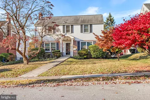 402 Brentwood Rd, Havertown, PA 19083