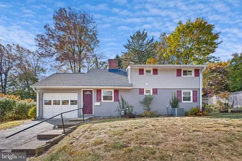 41 Devonwood Rd, Wayne, PA 19087