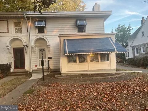 3 E Parkway Ave, Chester, PA 19013