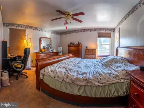 23 Patriot Ct, Ogden, PA 19061 photo 10