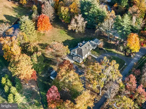 225 Atlee Rd, Wayne, PA 19087 photo 2