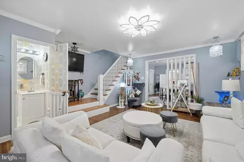 Entry Way - 330 Bayard Rd, Upper Darby, PA 19082 photo 1 of 3