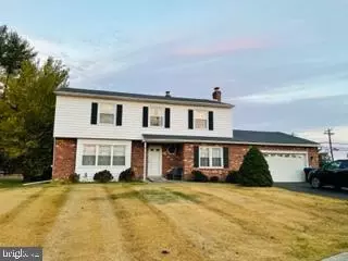 432 Kristine Ct, Boothwyn, PA 19061