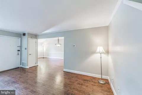 Living - 1308 Cable Hill Dr, Springfield, PA 19064 photo 3 of 6
