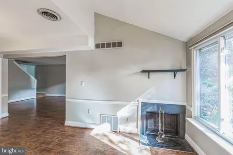 Living - 1308 Cable Hill Dr, Springfield, PA 19064 photo 4 of 6