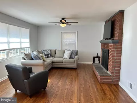 Living - 1136 Flora Ln, Boothwyn, PA 19061 photo 4 of 4
