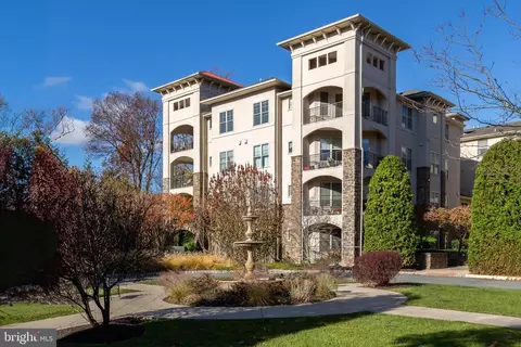 111 Cornerstone Dr #111, Newtown Square, PA 19073