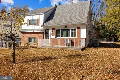 103 W Albemarle Ave, Lansdowne, PA 19050