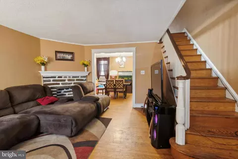 7247 Calvin Rd, Upper Darby, PA 19082 photo 3