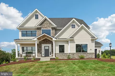 108 Eagle Dr, Broomall, PA 19008