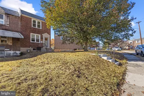 5356 Delmar Dr, Clifton Heights, PA 19018