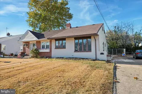 513 Lee Rd, Norwood, PA 19074
