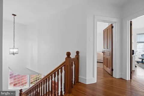 Entry Way - 218 Lansdowne Ave, Wayne, PA 19087 photo 6 of 6