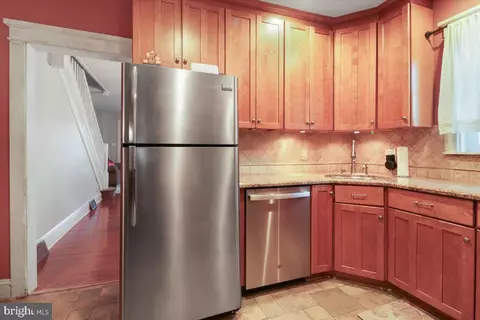 Kitchen - 264 Powell Rd, Springfield, PA 19064 photo 2 of 2