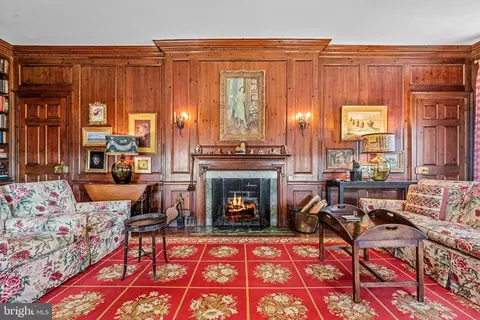 Living - 705 Church Rd, Wayne, PA 19087 photo 4 of 6