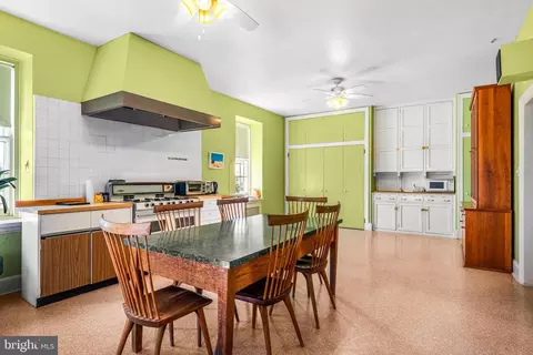 Kitchen - 705 Church Rd, Wayne, PA 19087 photo 2 of 4