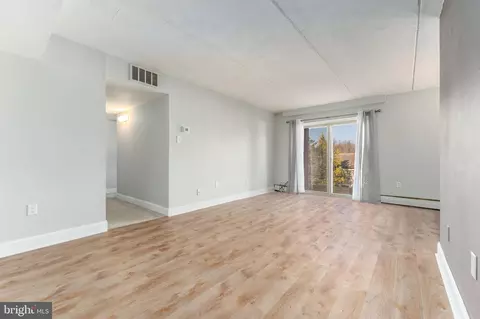 280 Bridgewater Rd #K6, Brookhaven, PA 19015