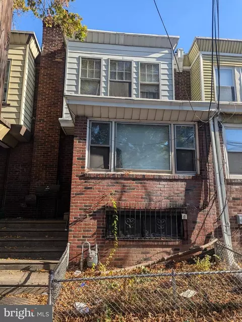 225 Wright Ave, Darby, PA 19023