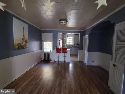Living - 313 Margate Rd, Upper Darby, PA 19082 photo 2 of 2