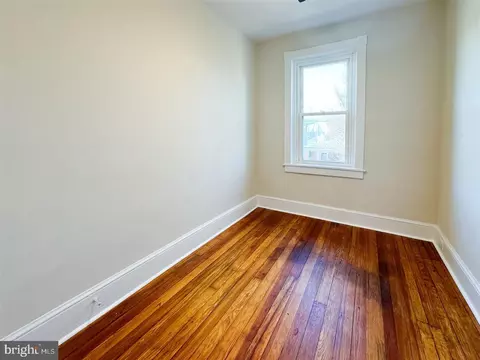 Bedroom - 1124 Washington Ave, Marcus Hook, PA 19061 photo 4 of 5
