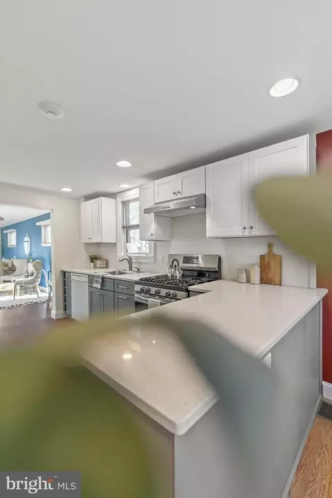 Kitchen - 304 Ryanard Rd, Wallingford, PA 19086 photo 1 of 4