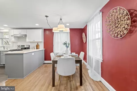 Dining - 304 Ryanard Rd, Wallingford, PA 19086 photo 3 of 3