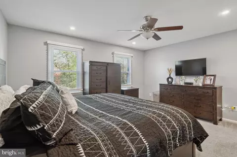 Bedroom - 233 Bridge Rd, Ogden, PA 19061 photo 4 of 4