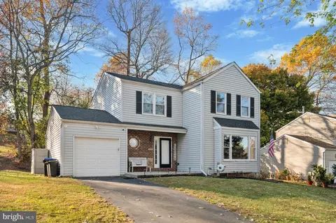 233 Bridge Rd, Ogden, PA 19061