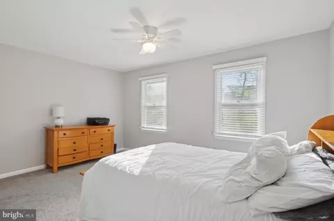 Bedroom - 233 Bridge Rd, Ogden, PA 19061 photo 2 of 4