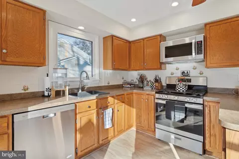 Kitchen - 233 Bridge Rd, Ogden, PA 19061 photo 1 of 2