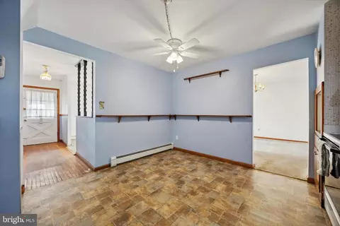 4111 Oliver Ln, Boothwyn, PA 19061 photo 13