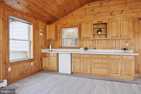 4111 Oliver Ln, Boothwyn, PA 19061 photo 15