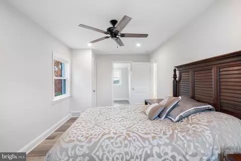 Bedroom - 680 Buttonwood Dr, Springfield, PA 19064 photo 2 of 5