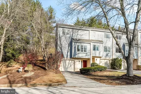 101 S Point Dr #101, Chadds Ford, PA 19317