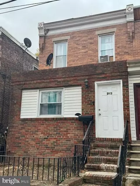 212 N Front St, Darby, PA 19023