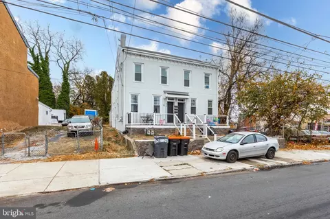 608 E 9th St, Chester, PA 19013