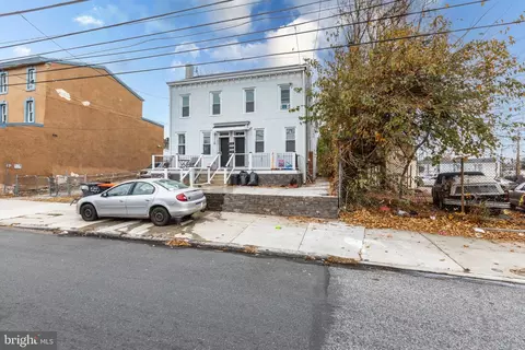 610 E 9th St, Chester, PA 19013