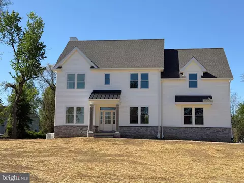 552 Old Forge Rd #B, Media, PA 19063