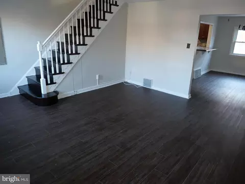 240 Barclay Rd, Darby, PA 19082 photo 2