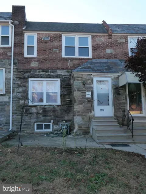 240 Barclay Rd, Darby, PA 19082