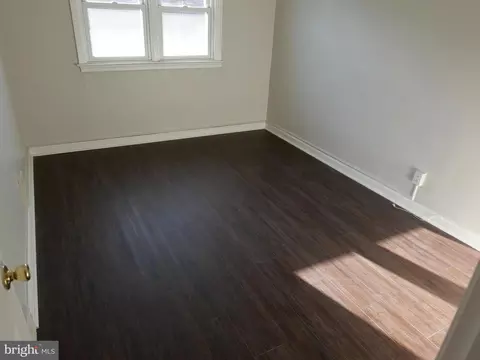 240 Barclay Rd, Darby, PA 19082 photo 13