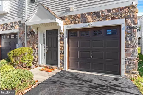 4130 Sophia Ln, Boothwyn, PA 19061