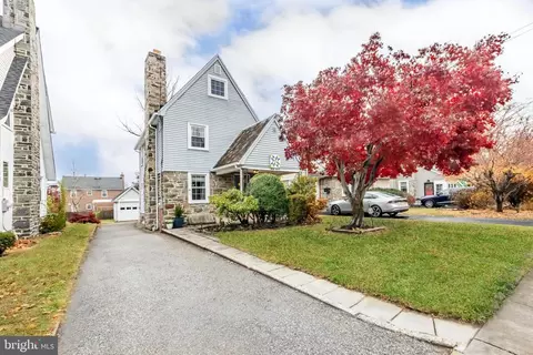 37 Sycamore Rd, Havertown, PA 19083