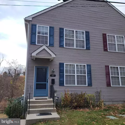 411 N Sycamore Ave, Clifton Heights, PA 19018