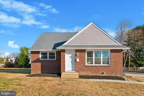 3757 6th St, Brookhaven, PA 19015