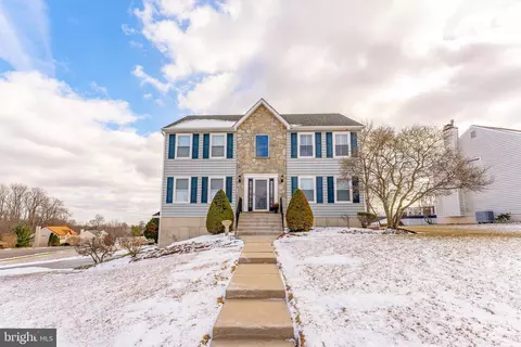4205 Tara Cir, Boothwyn, PA 19061 photo 3